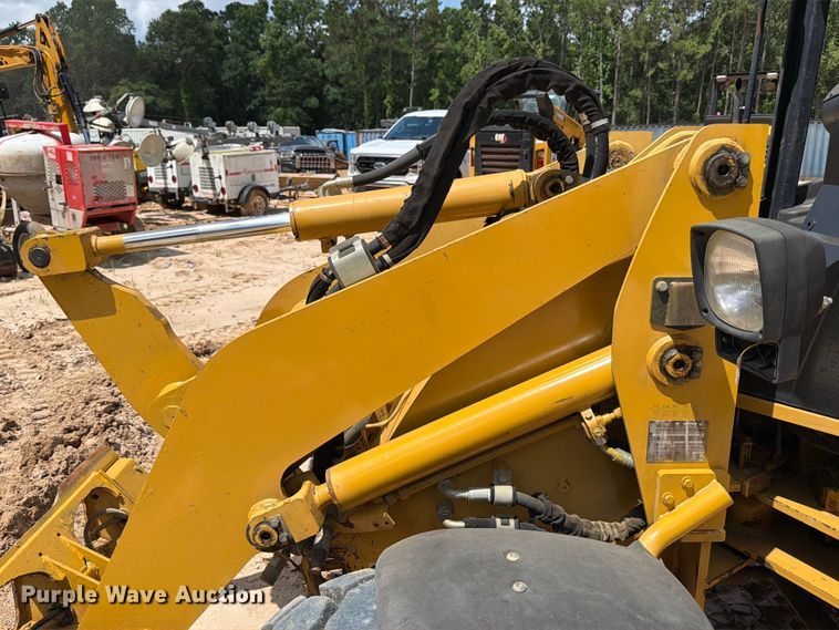 image for item ED5330 2006 Caterpillar 904B wheel loader