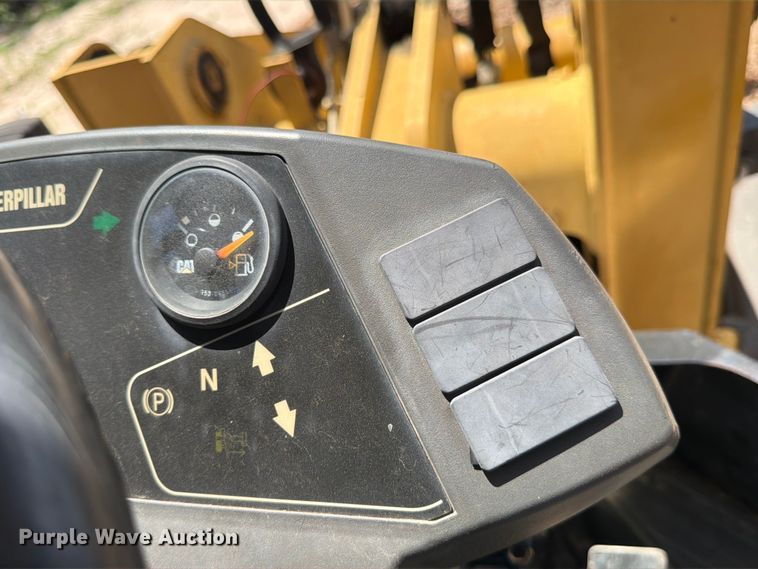 image for item ED5330 2006 Caterpillar 904B wheel loader