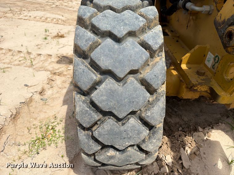 image for item ED5330 2006 Caterpillar 904B wheel loader