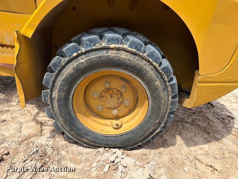 image for item ED5330 2006 Caterpillar 904B wheel loader
