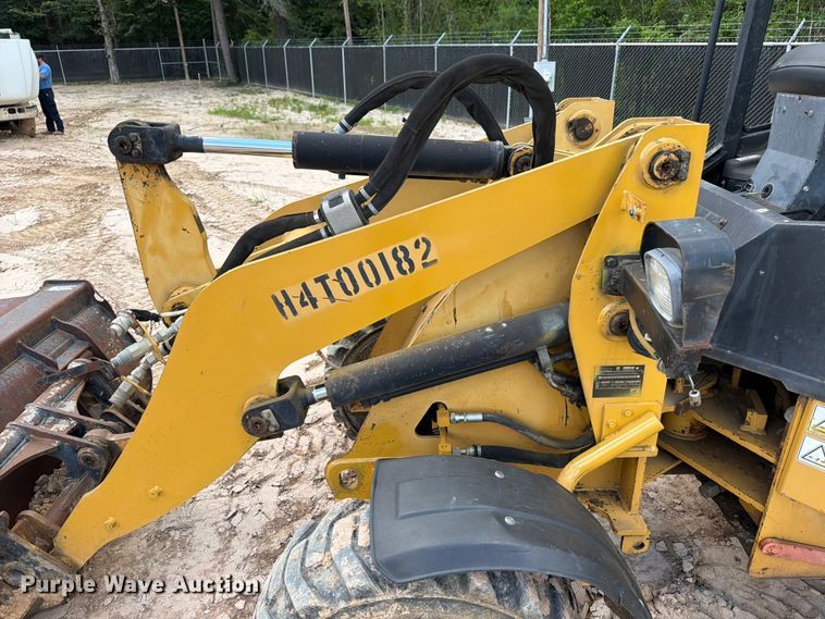 image for item ED5331 2009 Caterpillar 904H wheel loader