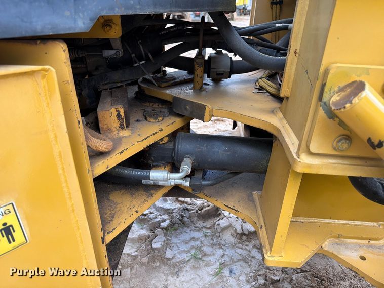 image for item ED5331 2009 Caterpillar 904H wheel loader