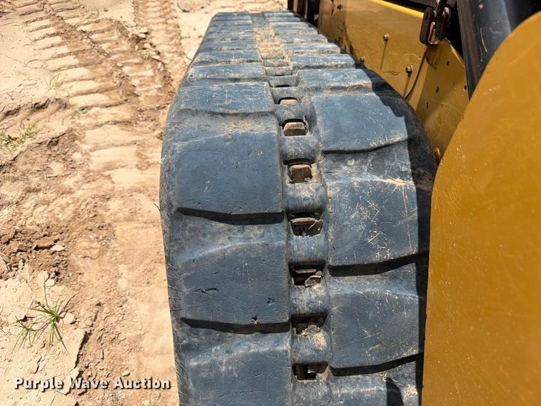 image for item ED5332 2020 Caterpillar 299D3 tracked skid steer loader