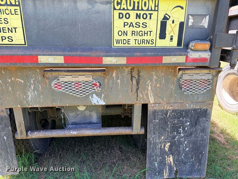 image for item ED5392 2011 Warren WHDT3996-2-SS-P ejector trailer