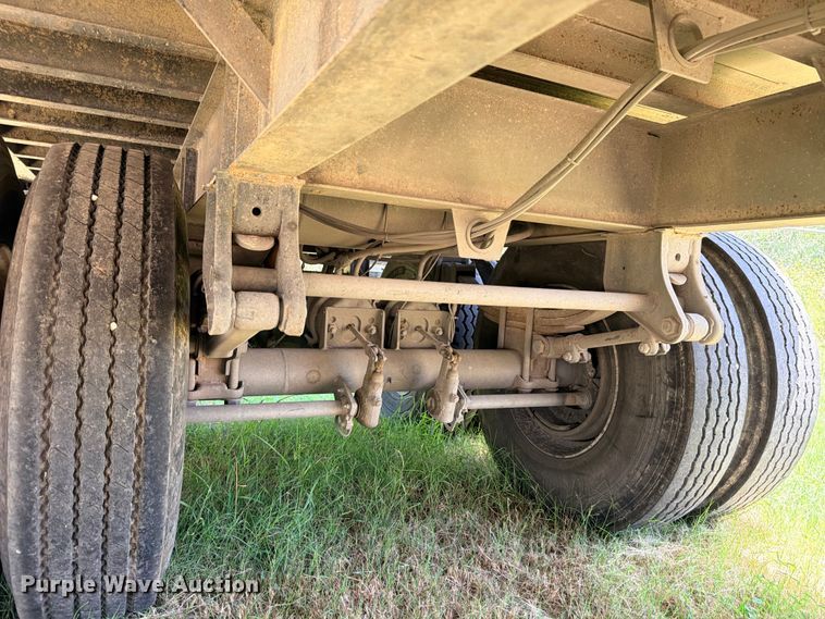 image for item ED5392 2011 Warren WHDT3996-2-SS-P ejector trailer