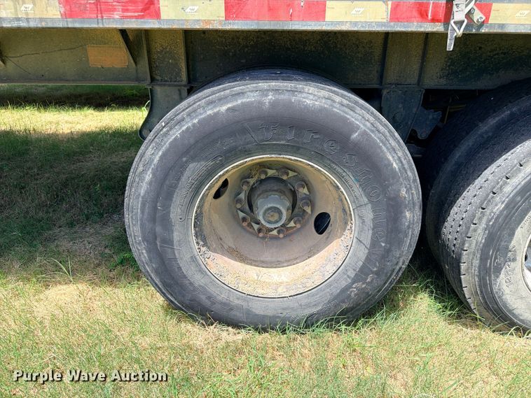 image for item ED5392 2011 Warren WHDT3996-2-SS-P ejector trailer