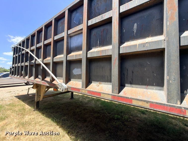 image for item ED5393 2011 Warren WHDT3996-2-SS-P ejector trailer