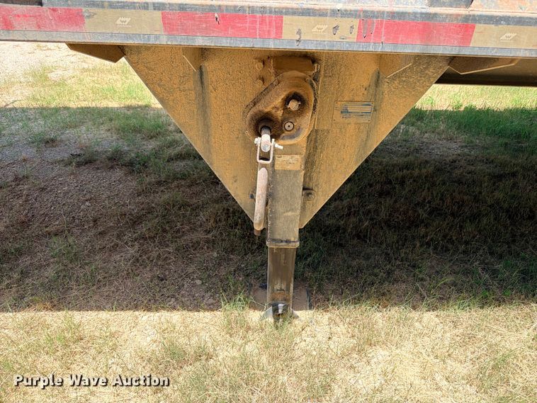 image for item ED5393 2011 Warren WHDT3996-2-SS-P ejector trailer