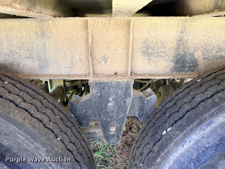 image for item ED5393 2011 Warren WHDT3996-2-SS-P ejector trailer