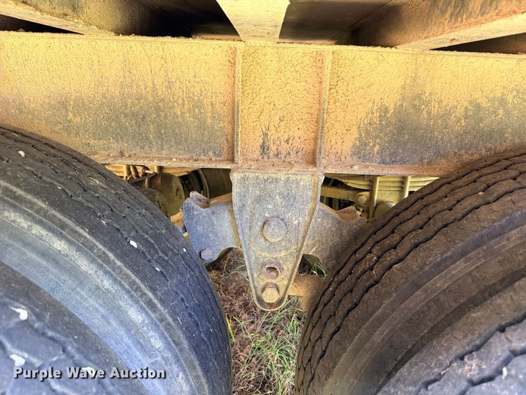 image for item ED5393 2011 Warren WHDT3996-2-SS-P ejector trailer