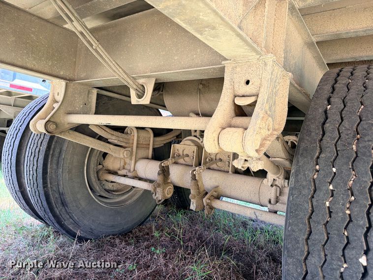 image for item ED5393 2011 Warren WHDT3996-2-SS-P ejector trailer