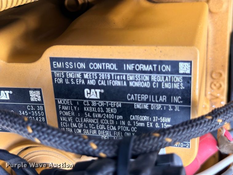 image for item ED5403 2019 Caterpillar 242D skid steer loader
