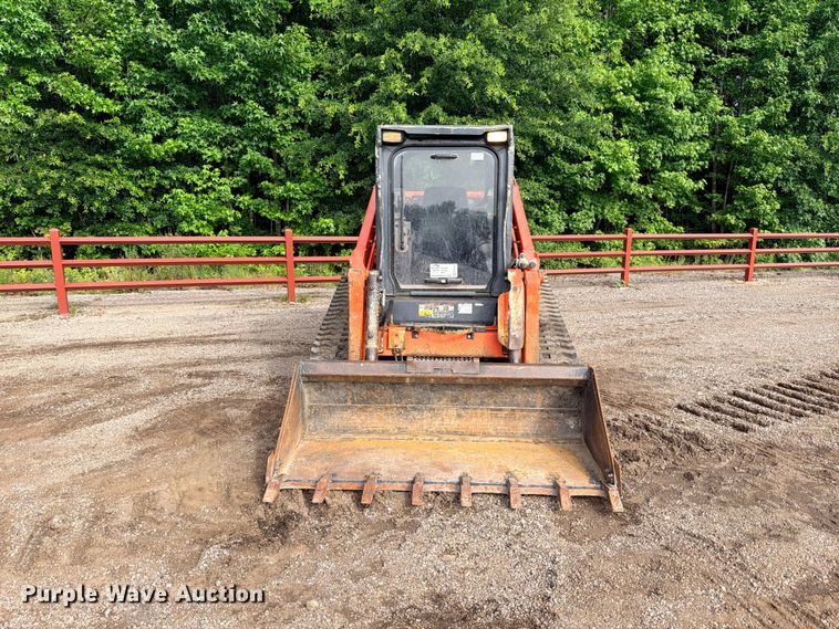 image for item ED5404 2020 Kubota SVL97-2 tracked skid steer loader