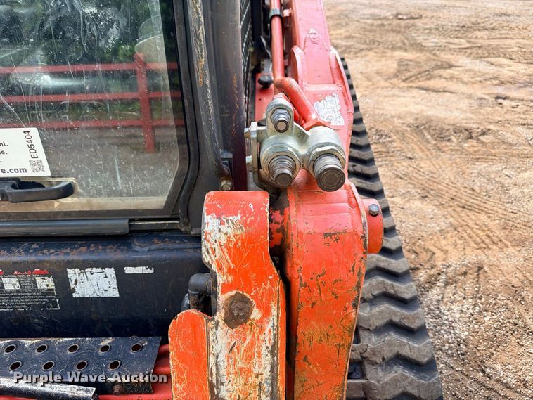 image for item ED5404 2020 Kubota SVL97-2 tracked skid steer loader