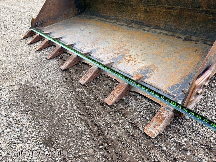 image for item ED5404 2020 Kubota SVL97-2 tracked skid steer loader