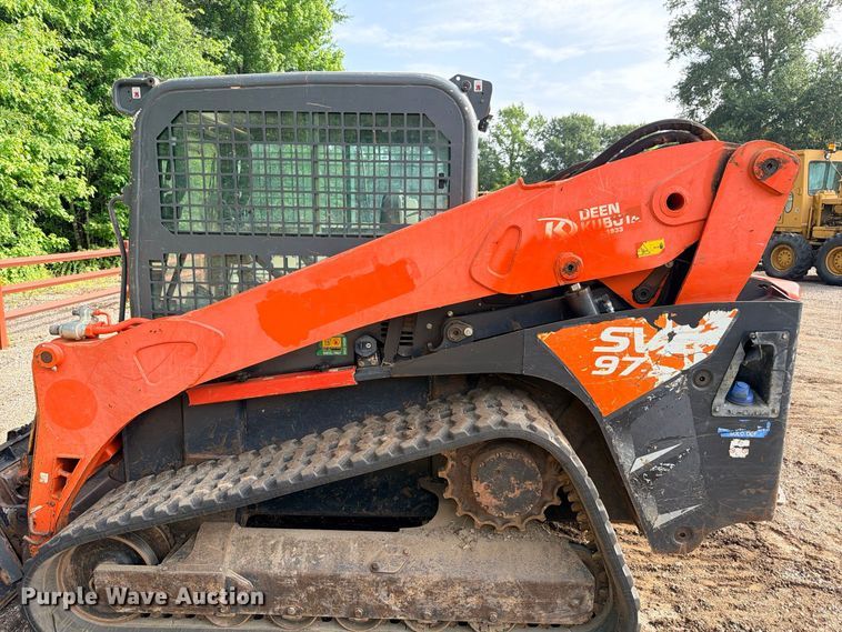 image for item ED5404 2020 Kubota SVL97-2 tracked skid steer loader