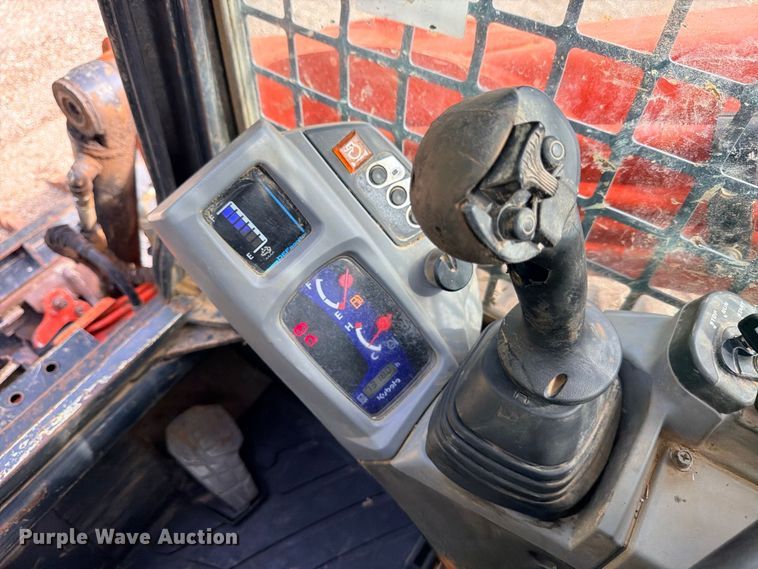 image for item ED5404 2020 Kubota SVL97-2 tracked skid steer loader