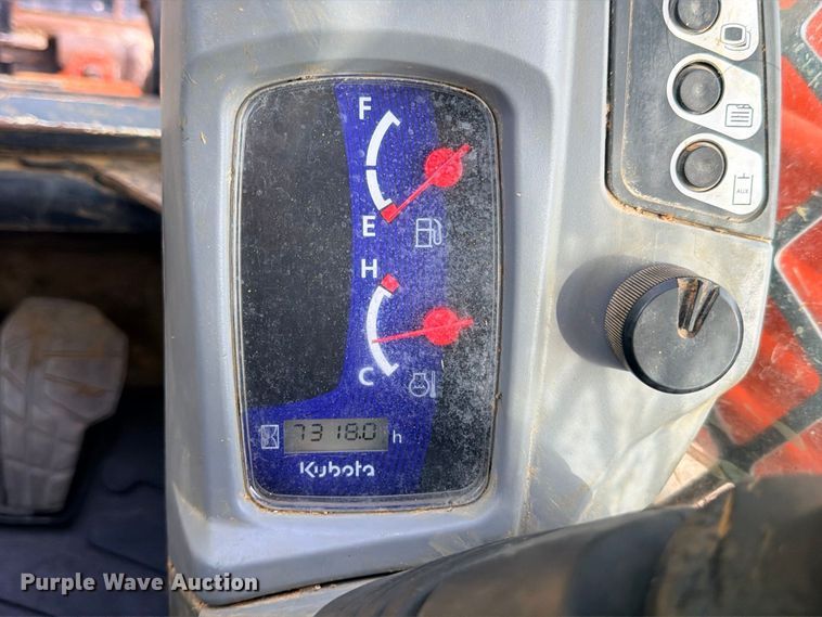 image for item ED5404 2020 Kubota SVL97-2 tracked skid steer loader