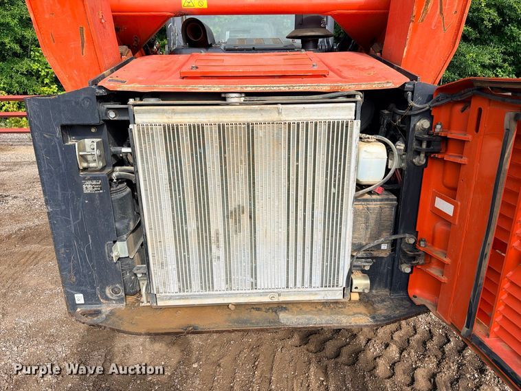 image for item ED5404 2020 Kubota SVL97-2 tracked skid steer loader