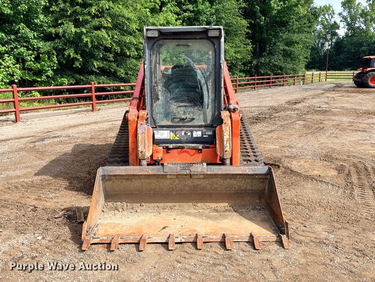 image for item ED5405 2020 Kubota SVL95-2S tracked skid steer loader