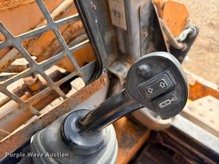 image for item ED5406 2010 Case 410 skid steer loader