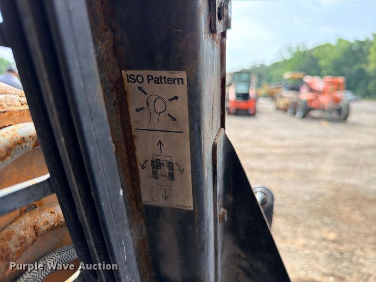 image for item ED5406 2010 Case 410 skid steer loader