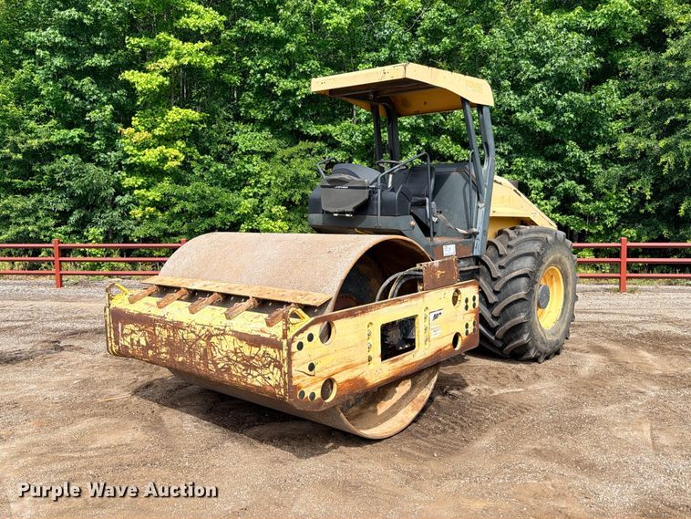 2012 Bomag BW211D-40 single drum vibratory roller