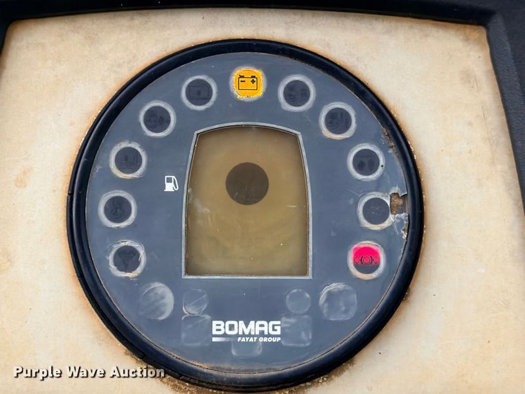 image for item ED5407 2012 Bomag BW211D-40 single drum vibratory roller
