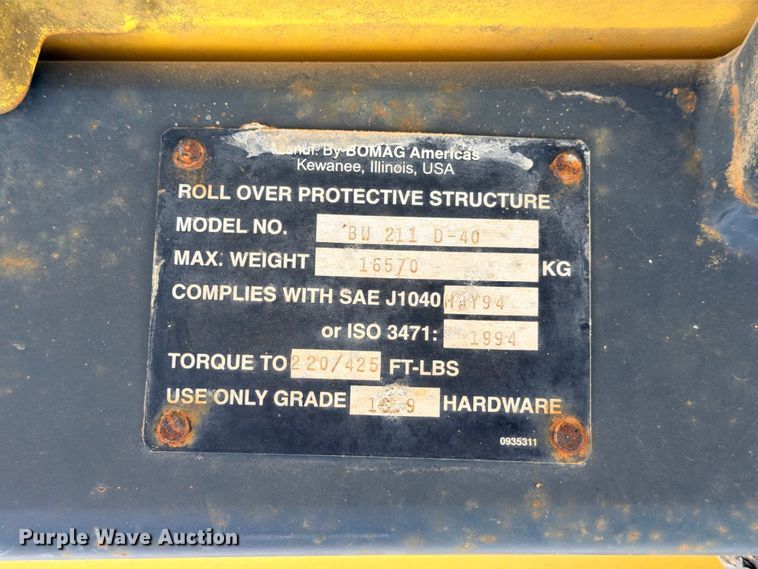 image for item ED5407 2012 Bomag BW211D-40 single drum vibratory roller