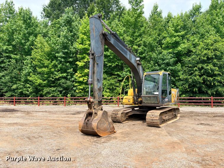 2008 John Deere 120D excavator
