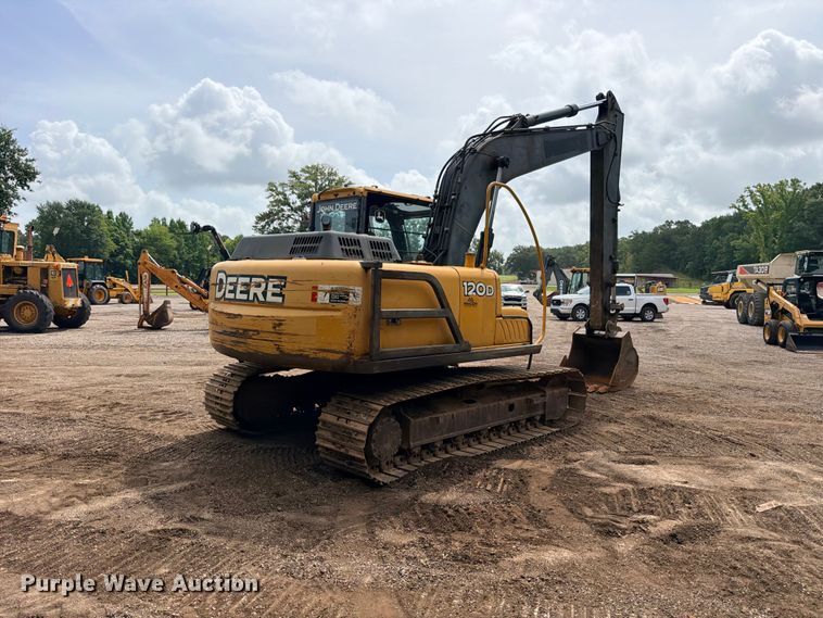 image for item ED5409 2008 John Deere 120D excavator