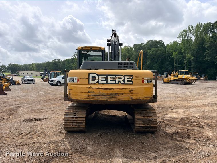 image for item ED5409 2008 John Deere 120D excavator