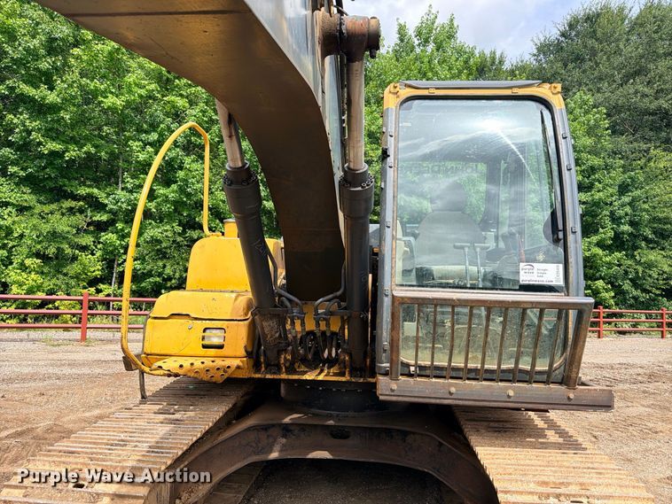 image for item ED5409 2008 John Deere 120D excavator