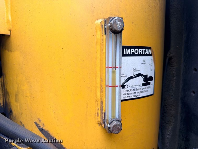 image for item ED5409 2008 John Deere 120D excavator