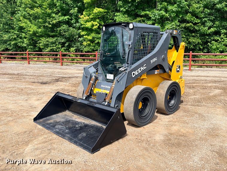 2018 John Deere 318G skid steer loader