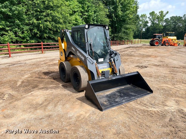 image for item ED5410 2018 John Deere 318G skid steer loader