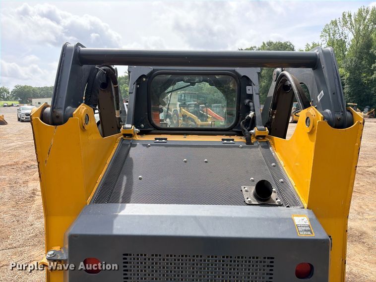 image for item ED5410 2018 John Deere 318G skid steer loader