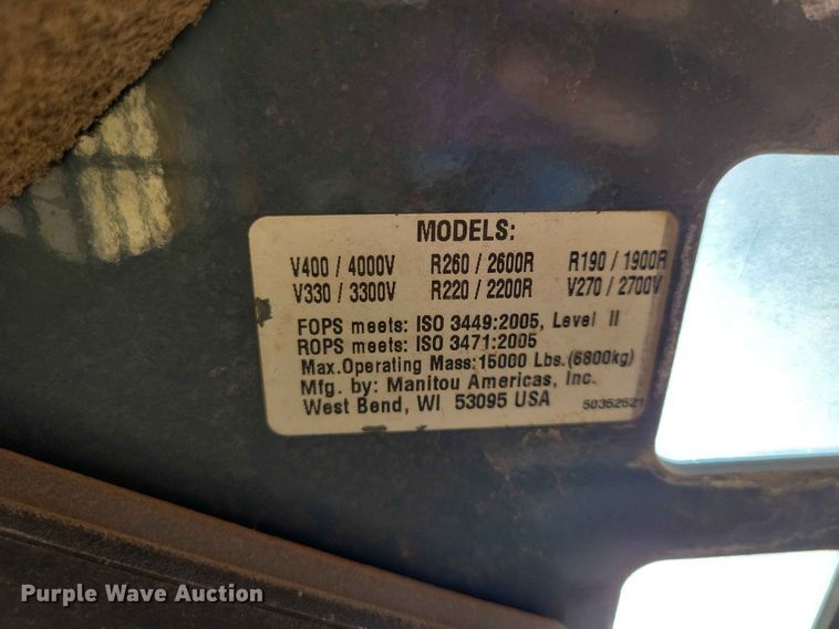 image for item EE1100 2016 Gehl R220 skid steer loader