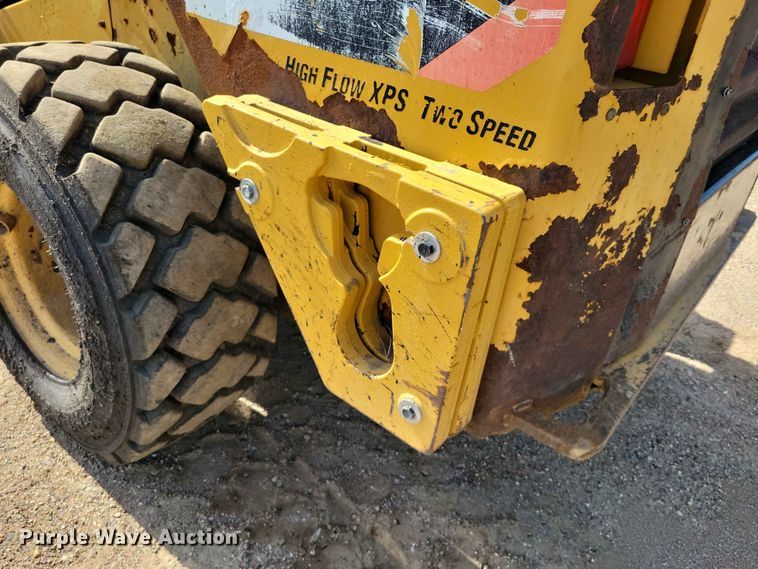 image for item EE1105 2014 Caterpillar 272D skid steer loader