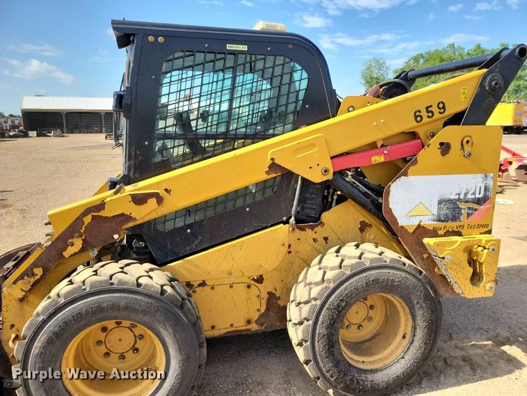 image for item EE1105 2014 Caterpillar 272D skid steer loader