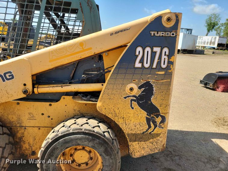 image for item EE1107 2007 Mustang 2076 skid steer loader