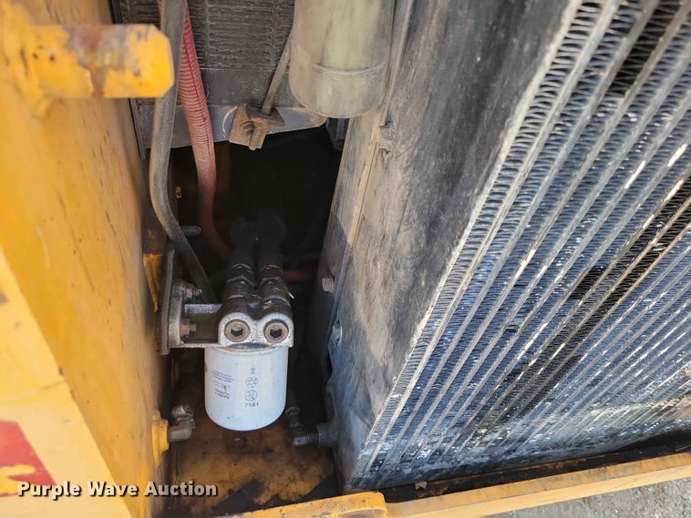 image for item EE1107 2007 Mustang 2076 skid steer loader