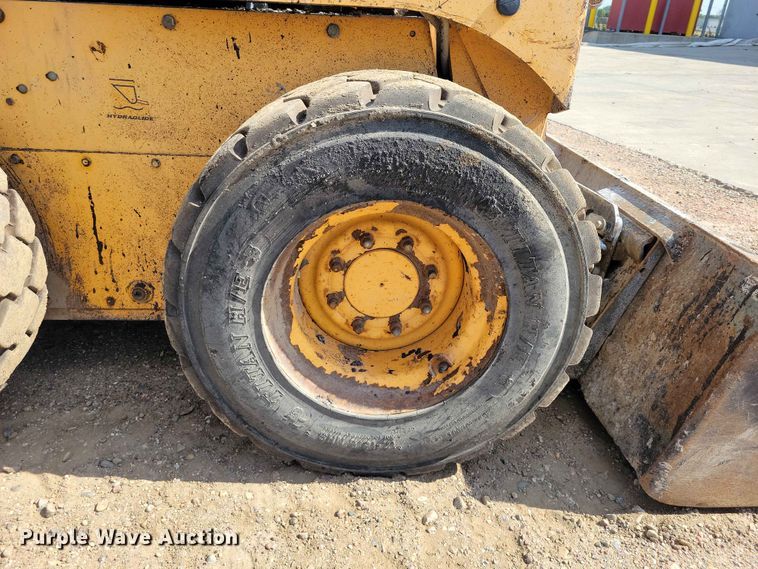 image for item EE1107 2007 Mustang 2076 skid steer loader