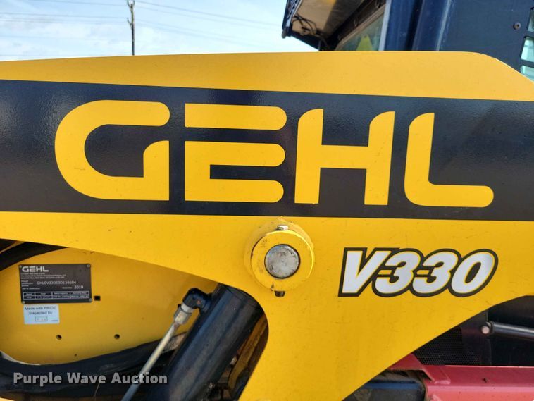 image for item EE1108 2019 Gehl V330 skid steer loader