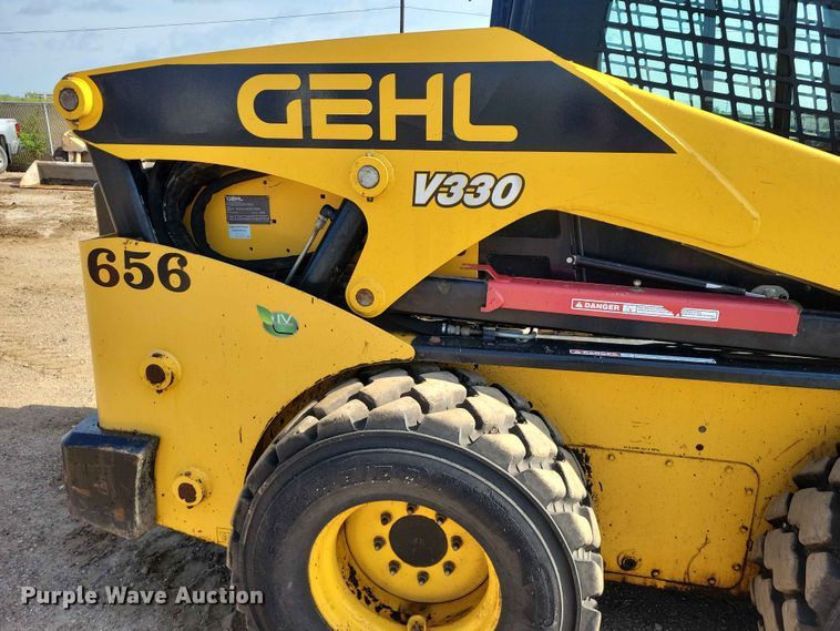 image for item EE1108 2019 Gehl V330 skid steer loader