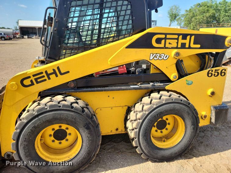 image for item EE1108 2019 Gehl V330 skid steer loader