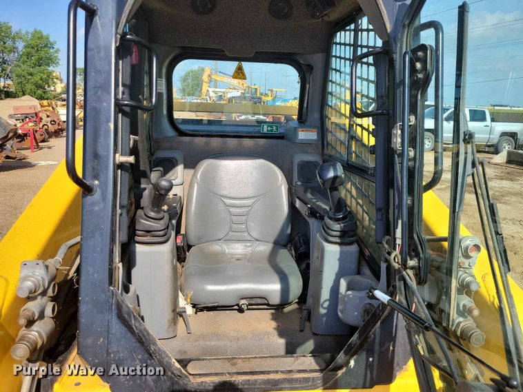 image for item EE1108 2019 Gehl V330 skid steer loader