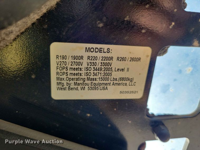 image for item EE1108 2019 Gehl V330 skid steer loader