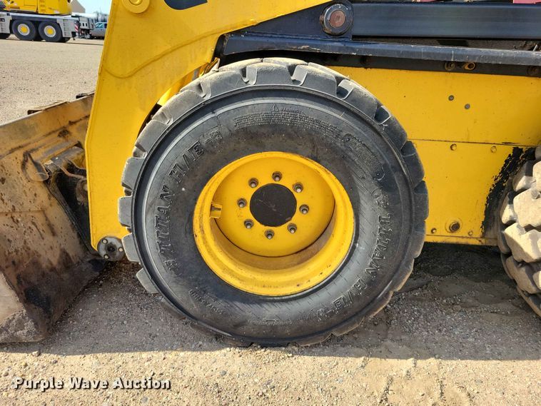 image for item EE1108 2019 Gehl V330 skid steer loader