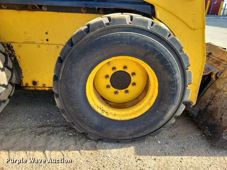 image for item EE1108 2019 Gehl V330 skid steer loader